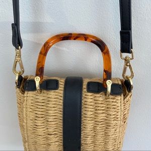 skyla straw grab bag